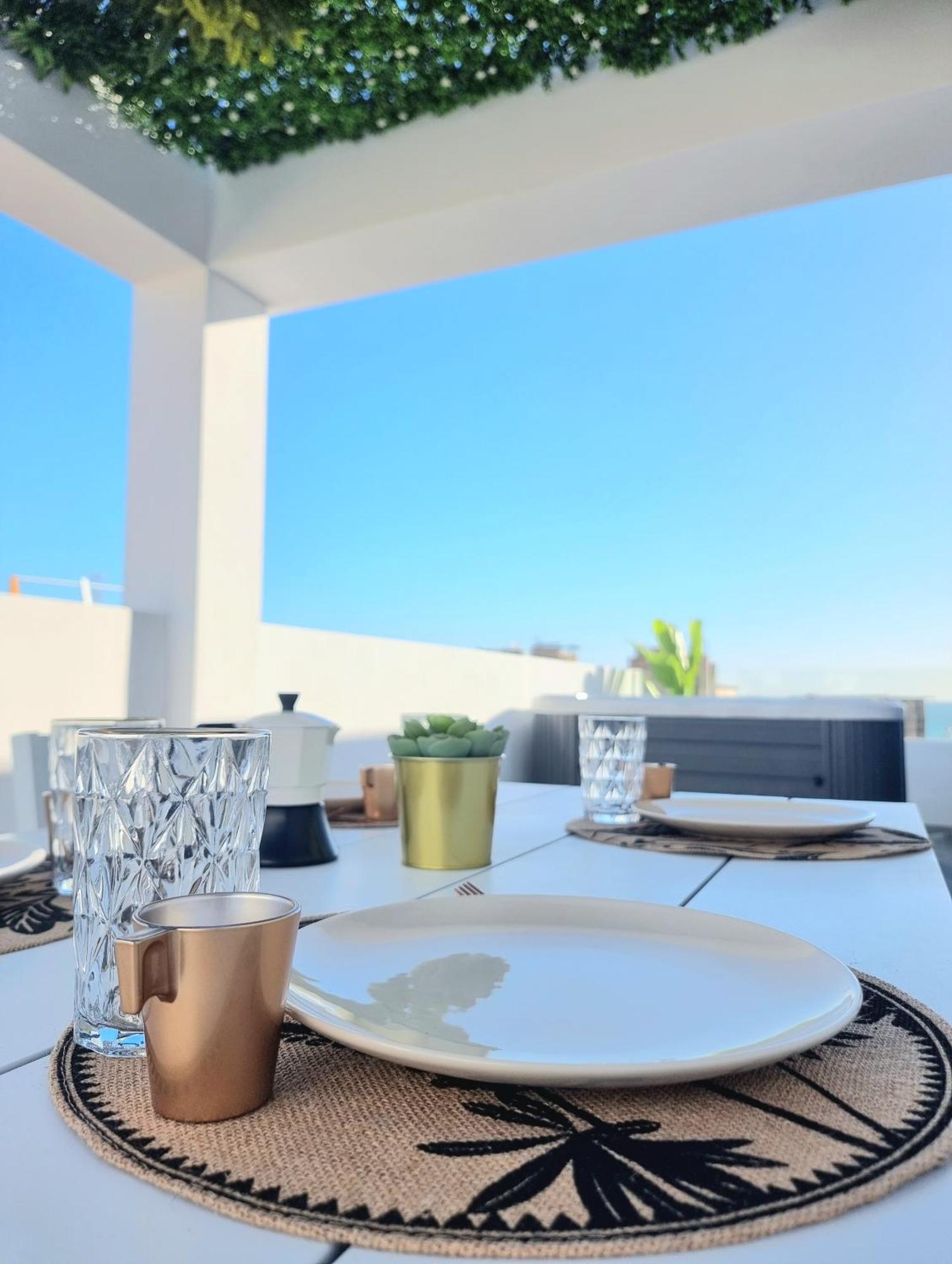 Appartement Luxury Penthouse Valentin With Jacuzzi à Corralejo Extérieur photo